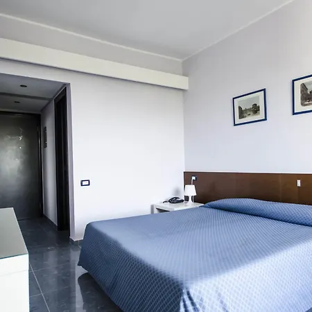 Grand Helios Otel Tarquinia