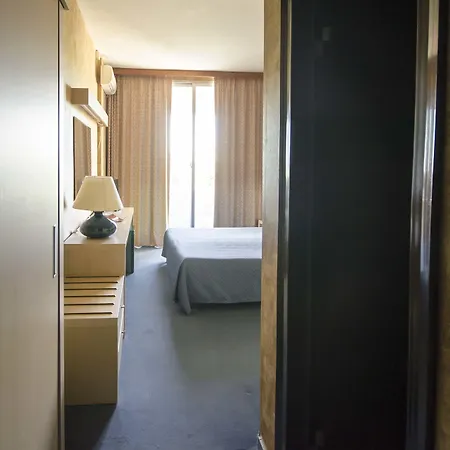 Hotel Grand Helios