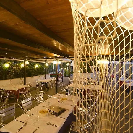 Ξενοδοχείο Grand Helios 4*