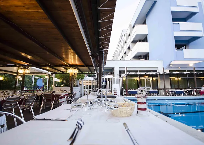 赫利俄斯大酒店 酒店 塔尔奎尼亚