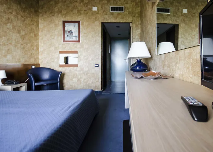 酒店 赫利俄斯大酒店 塔尔奎尼亚