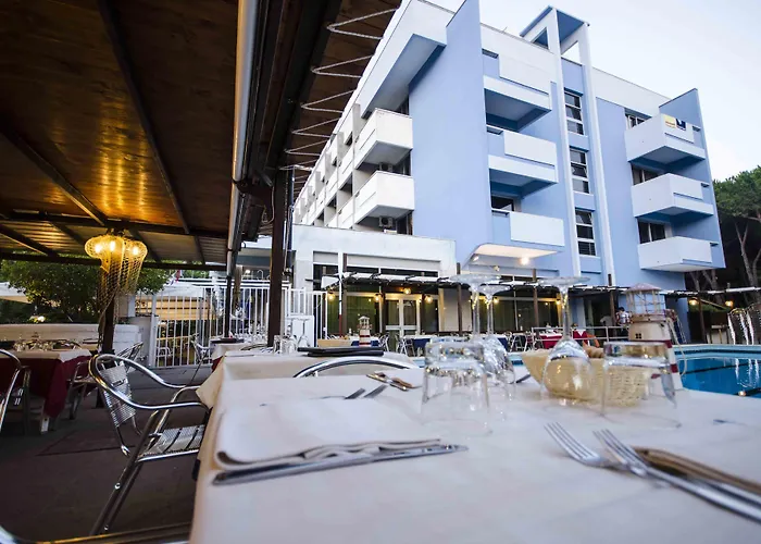 赫利俄斯大酒店 酒店 塔尔奎尼亚