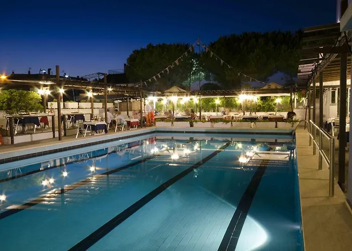 赫利俄斯大酒店 酒店 塔尔奎尼亚